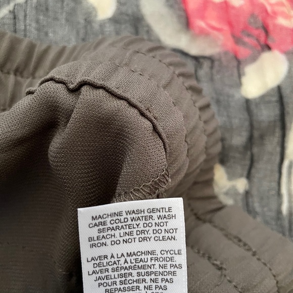 Elastic waist dress pants - Picture 7 of 7